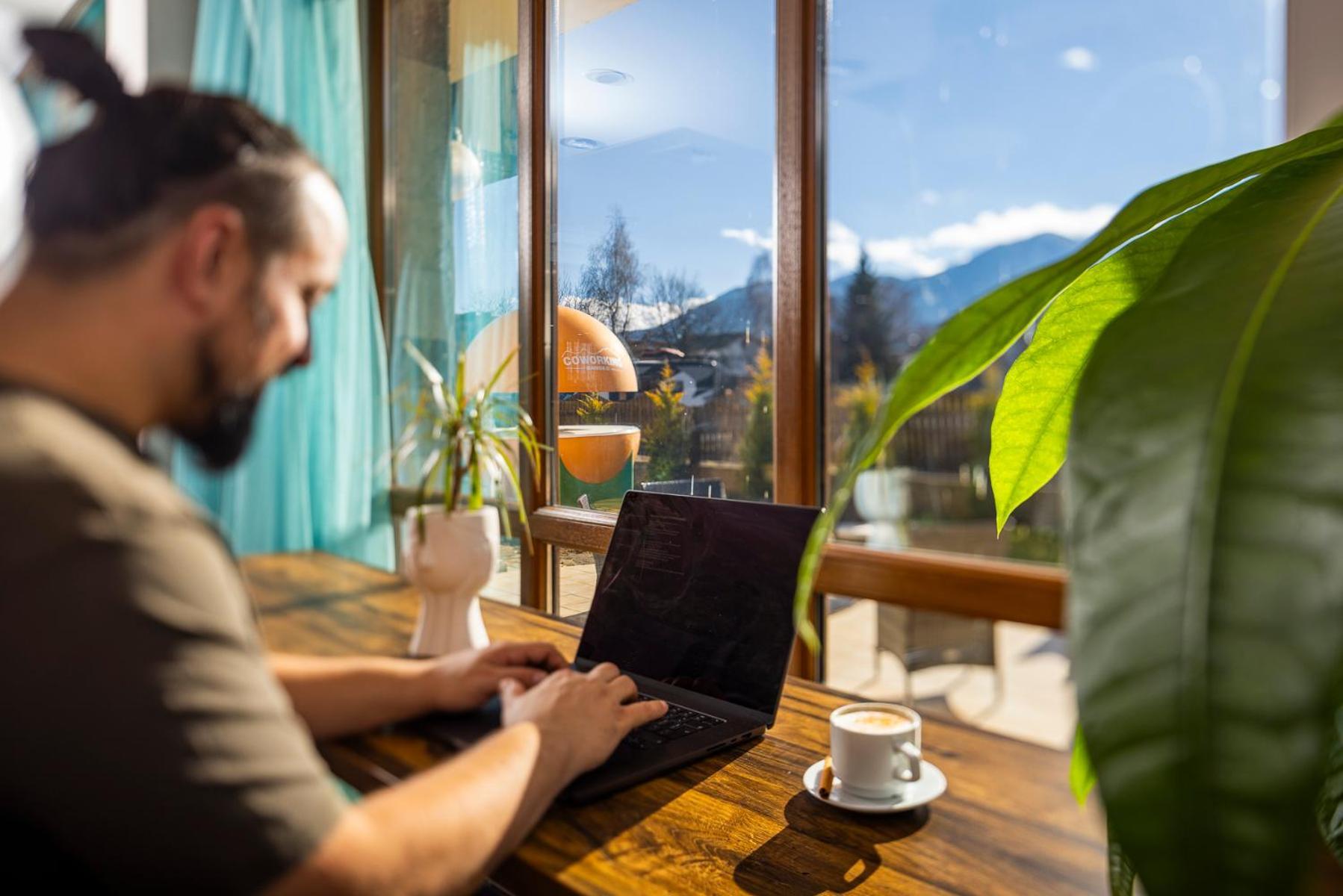 Coliving Bansko, The Social Hotel By Networking Premium Exterior foto