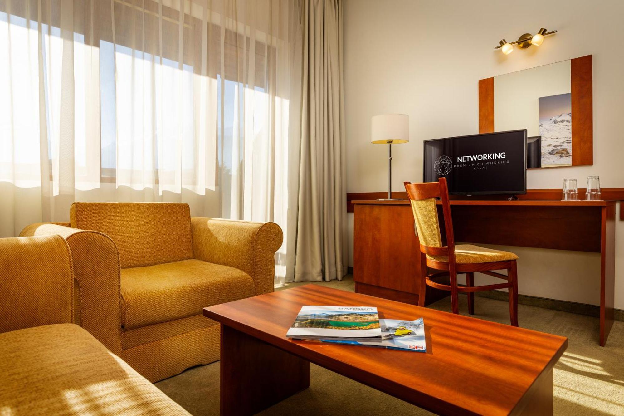 Coliving Bansko, The Social Hotel By Networking Premium Exterior foto