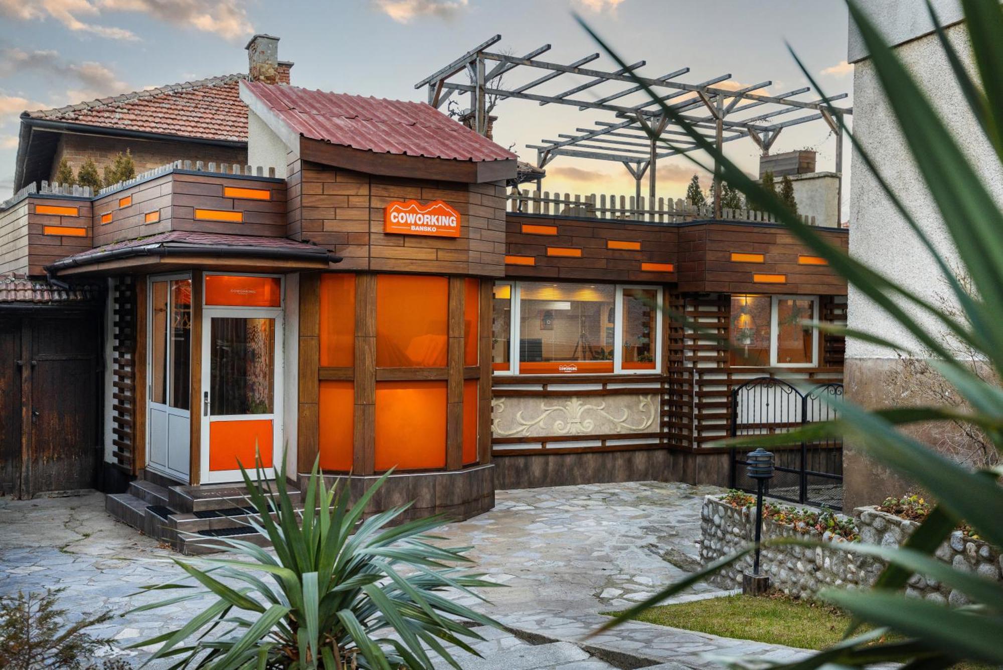 Coliving Bansko, The Social Hotel By Networking Premium Exterior foto